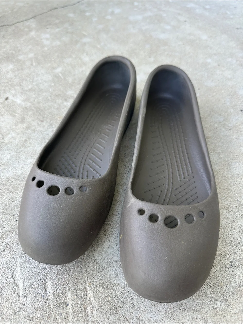 Brown Crocs flats women’s size 7